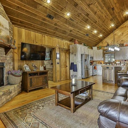 Eagles Crest - Long Range Layered Mountain Views In Peaceful Neighborhood! Villa Mineral Bluff Екстериор снимка