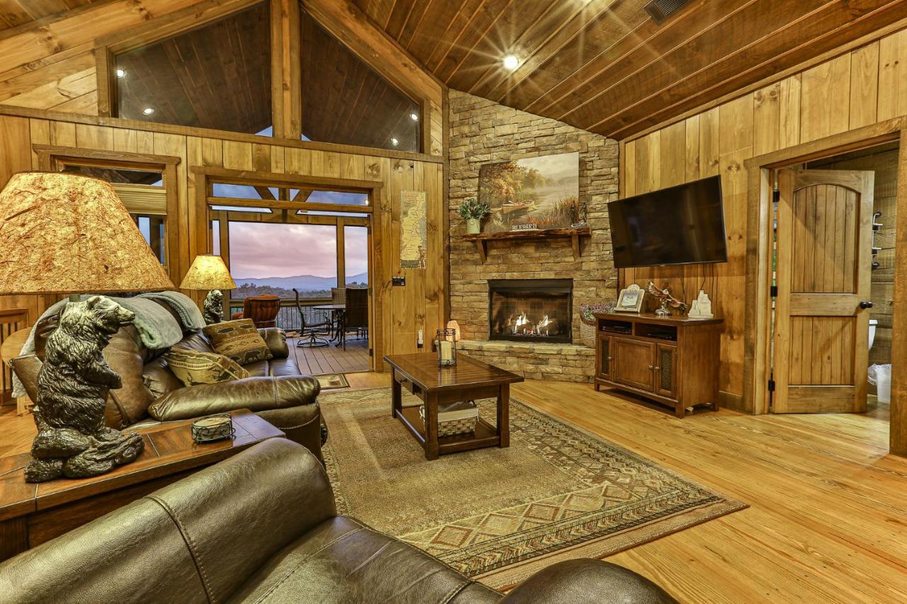 Eagles Crest - Long Range Layered Mountain Views In Peaceful Neighborhood! Villa Mineral Bluff Екстериор снимка