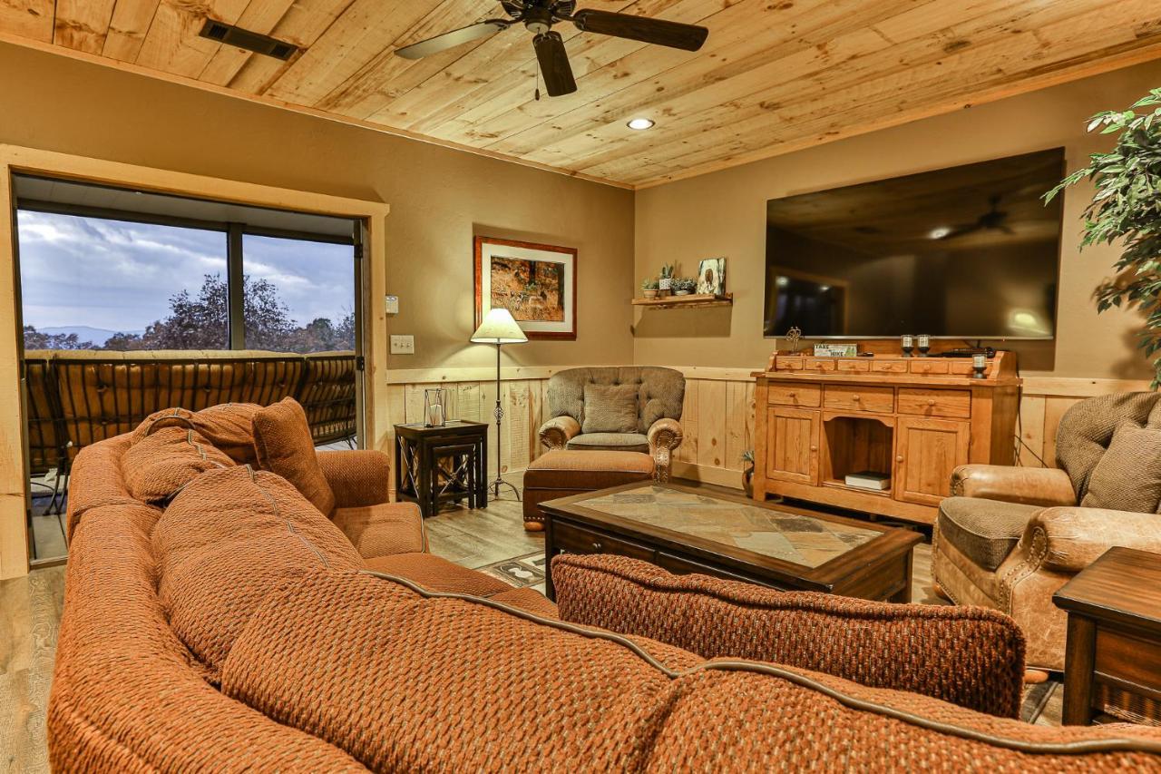 Eagles Crest - Long Range Layered Mountain Views In Peaceful Neighborhood! Villa Mineral Bluff Екстериор снимка