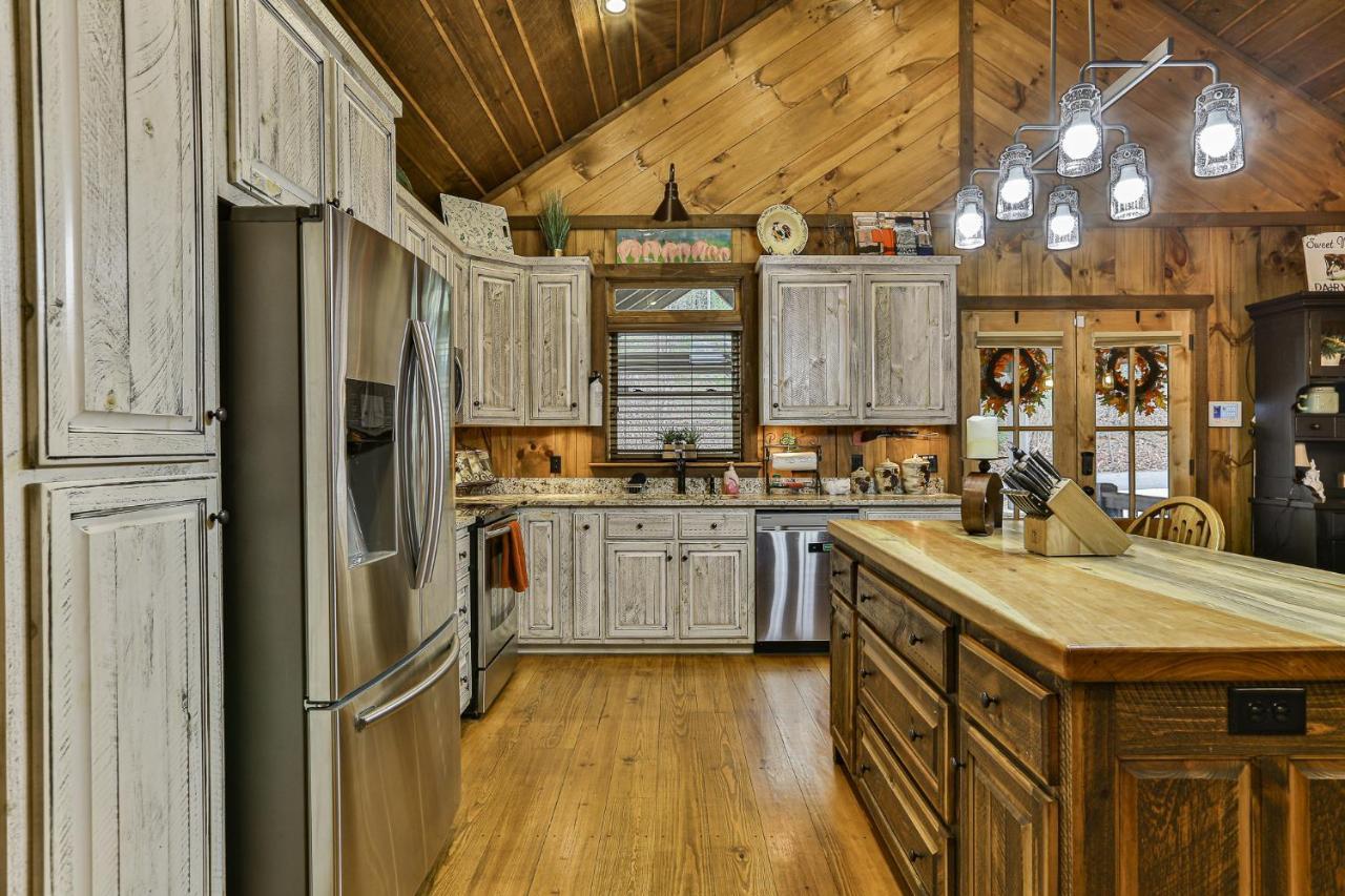 Eagles Crest - Long Range Layered Mountain Views In Peaceful Neighborhood! Villa Mineral Bluff Екстериор снимка