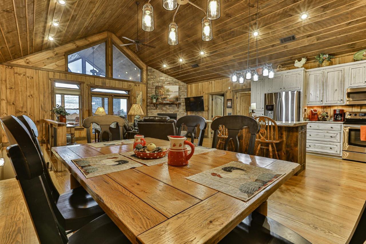 Eagles Crest - Long Range Layered Mountain Views In Peaceful Neighborhood! Villa Mineral Bluff Екстериор снимка